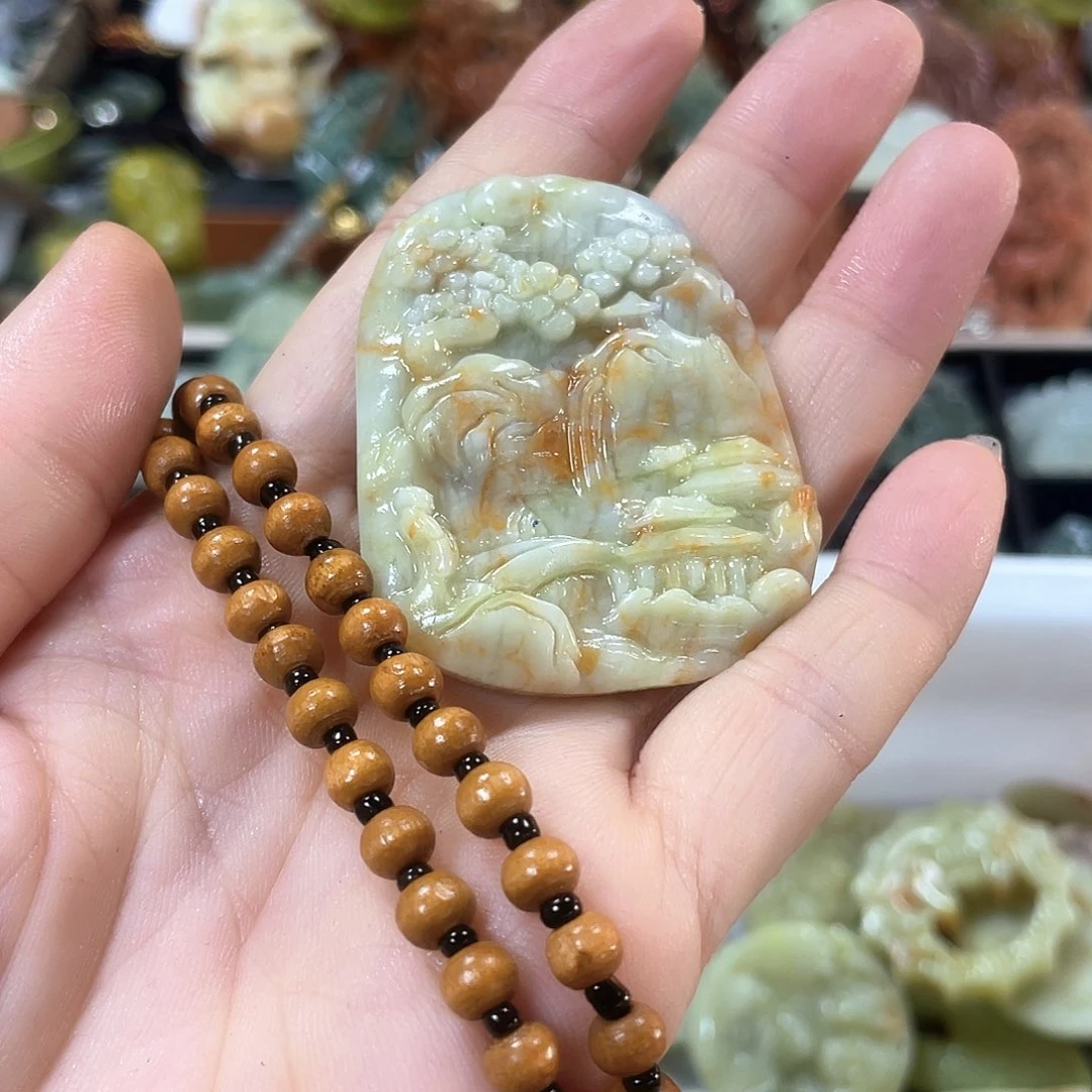 蛇纹石玉颈饰未镶嵌