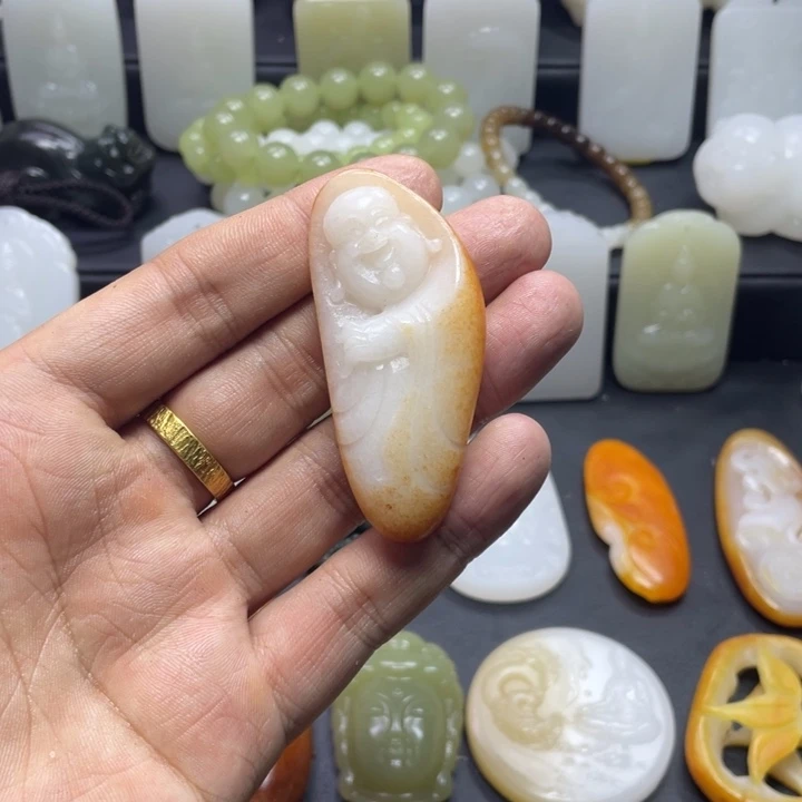 未镶嵌和田玉挂件