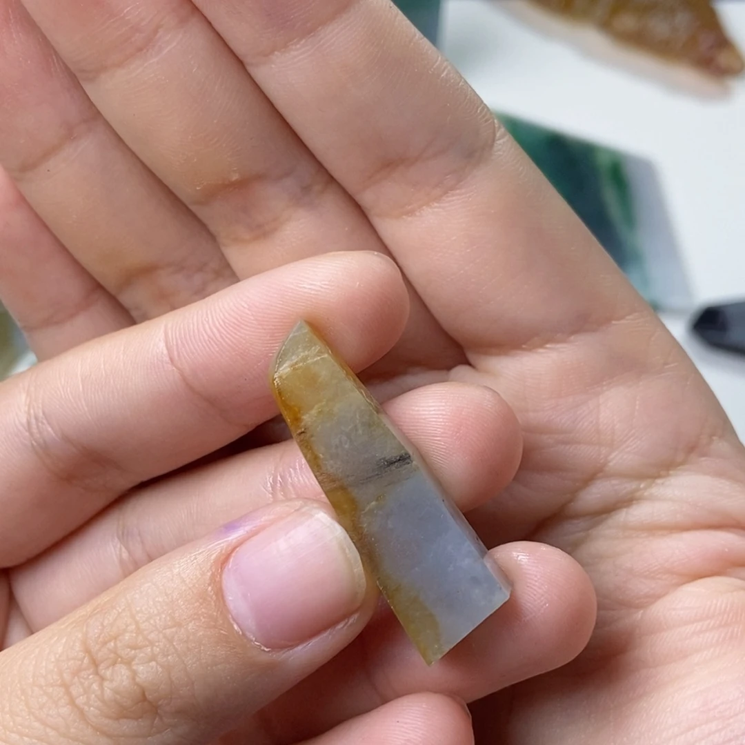定制翡翠未镶嵌定制翡翠为镶嵌