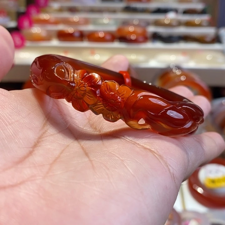 手镯玛瑙/玉髓未镶嵌