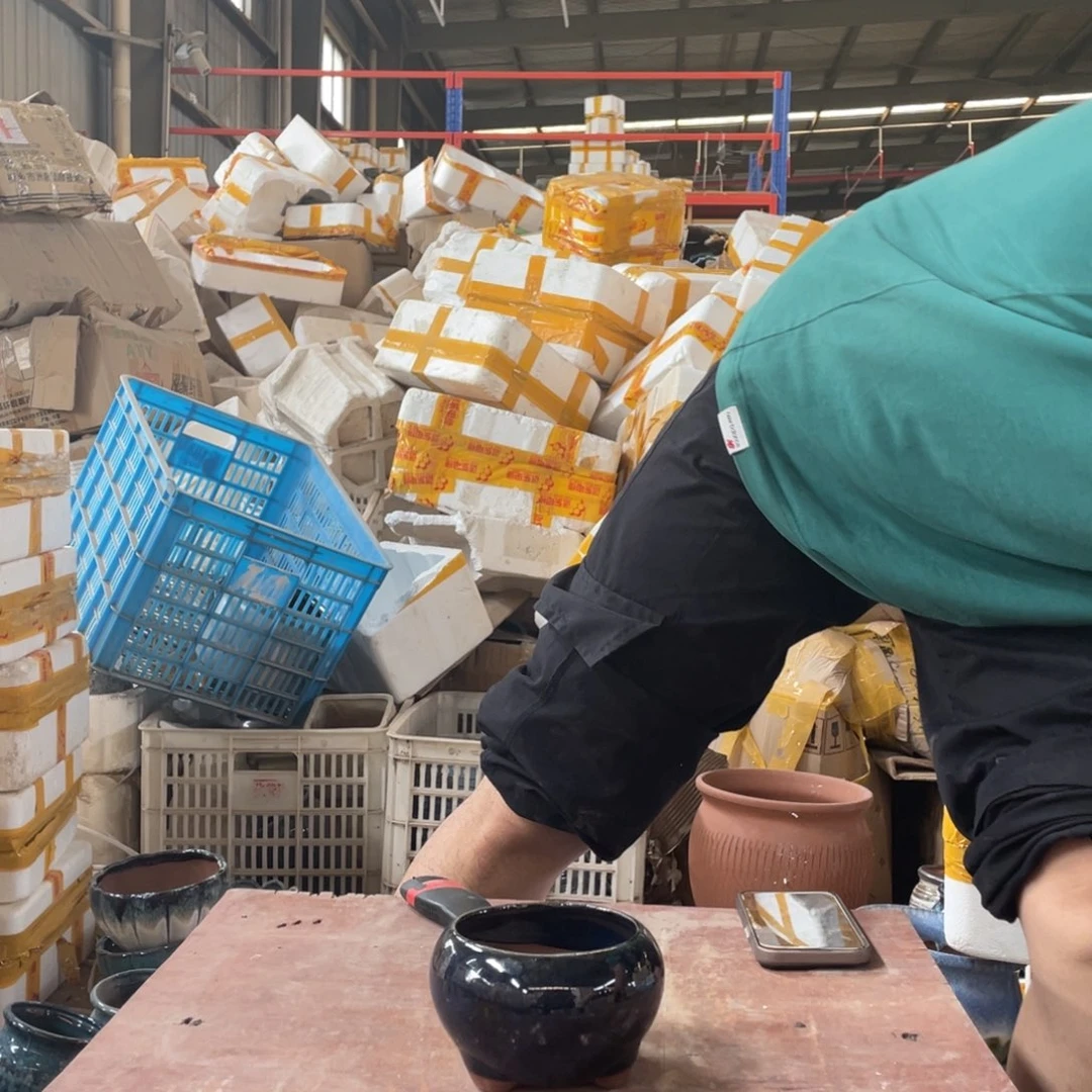 宜兴紫砂粗陶花盆