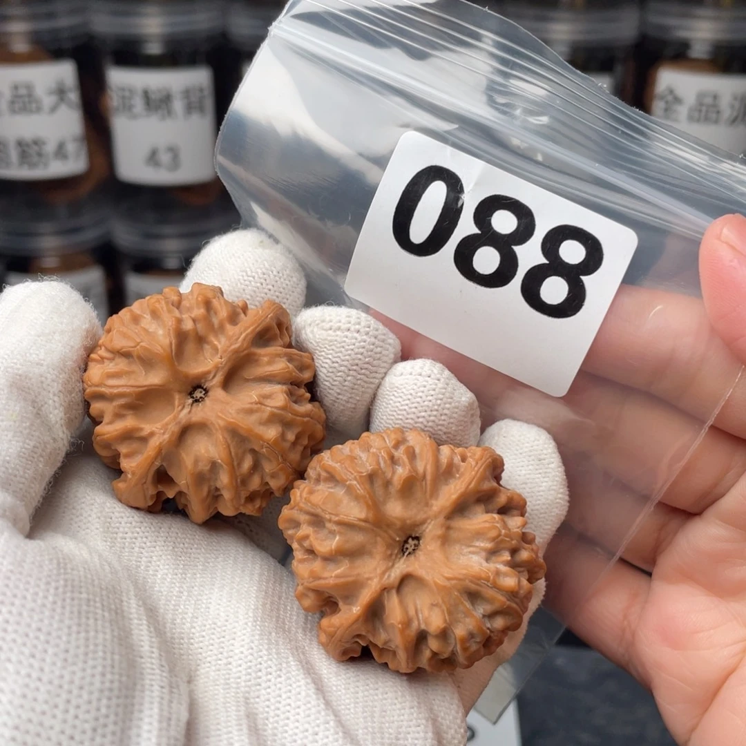 ,***,文玩核桃把件全品40苹果园