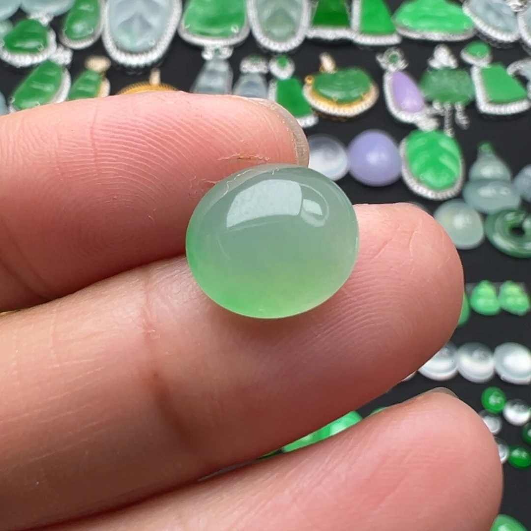 翡翠颈饰未镶嵌蛋11.3