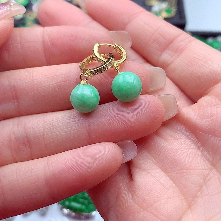 翡翠颈饰银S925镶嵌翡翠