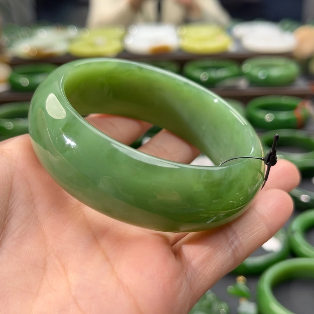 和田玉（碧玉）手镯未镶嵌