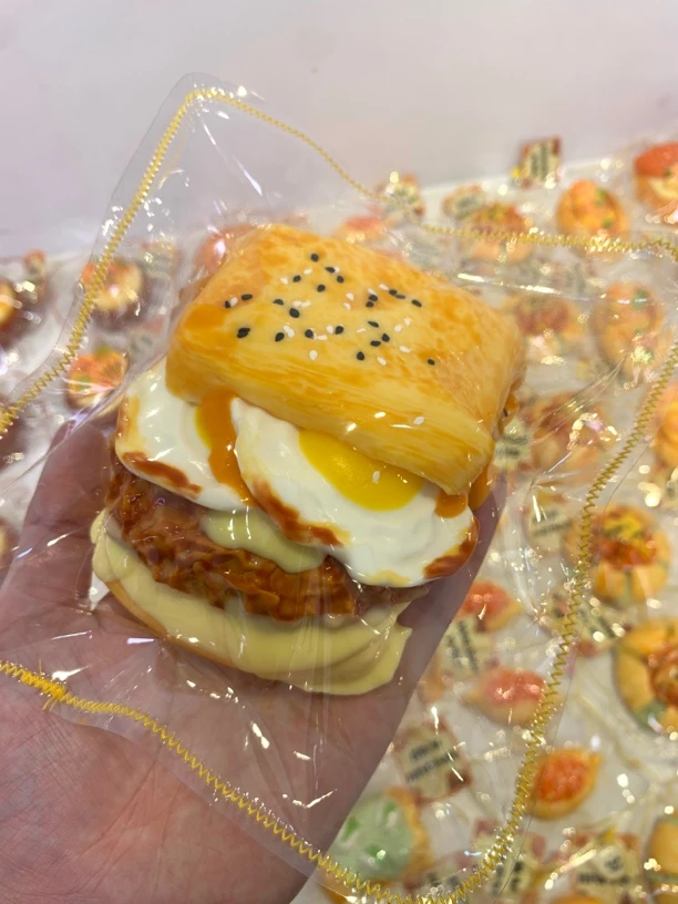 鸡肉帕尼尼 奶油泥捏捏乐解压玩具