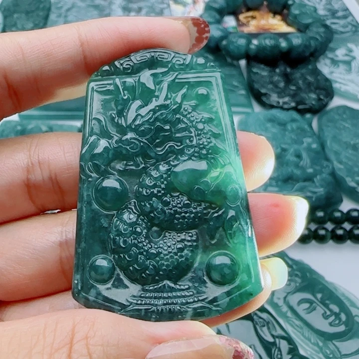 翡翠未镶嵌颈饰多样性发货天然A货翡翠