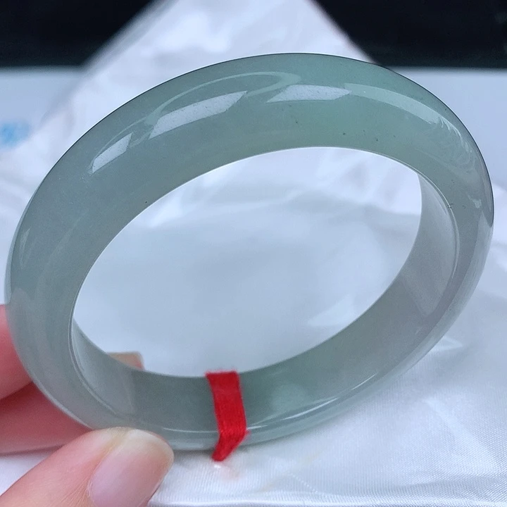 未镶嵌手镯翡翠天然