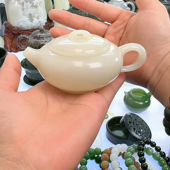 和田玉（白玉）挂件未镶嵌大*