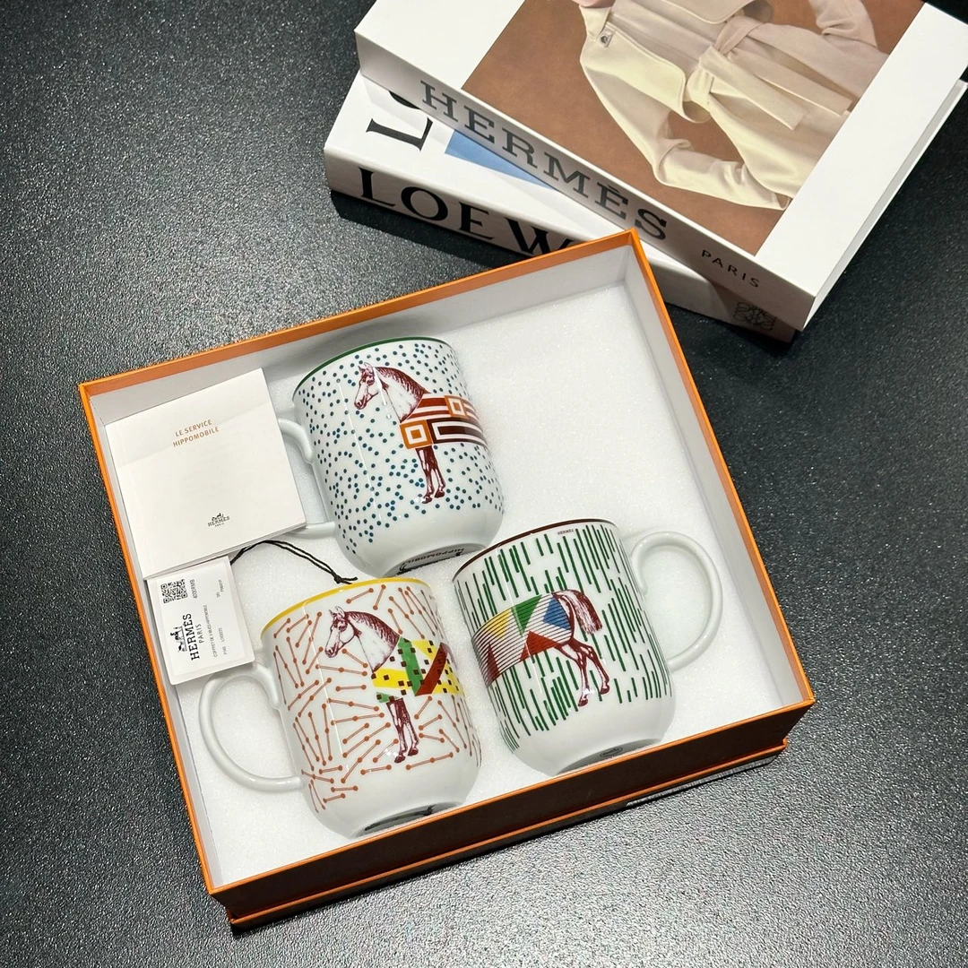 全新未使用 Hermes/爱马仕  hippomobile 咖啡杯 马克杯 3只装