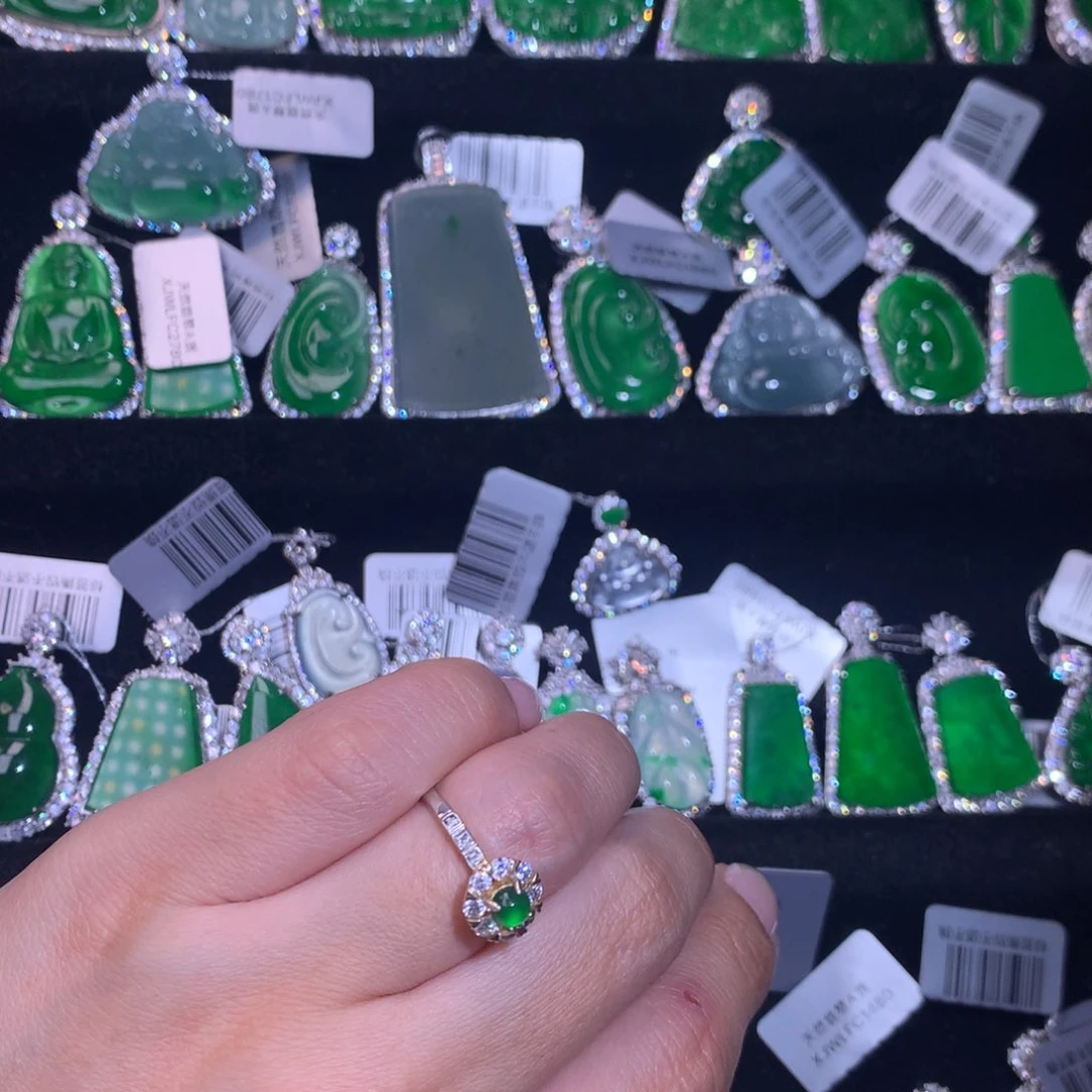 【闪购商品】银S925镶嵌戒指翡翠