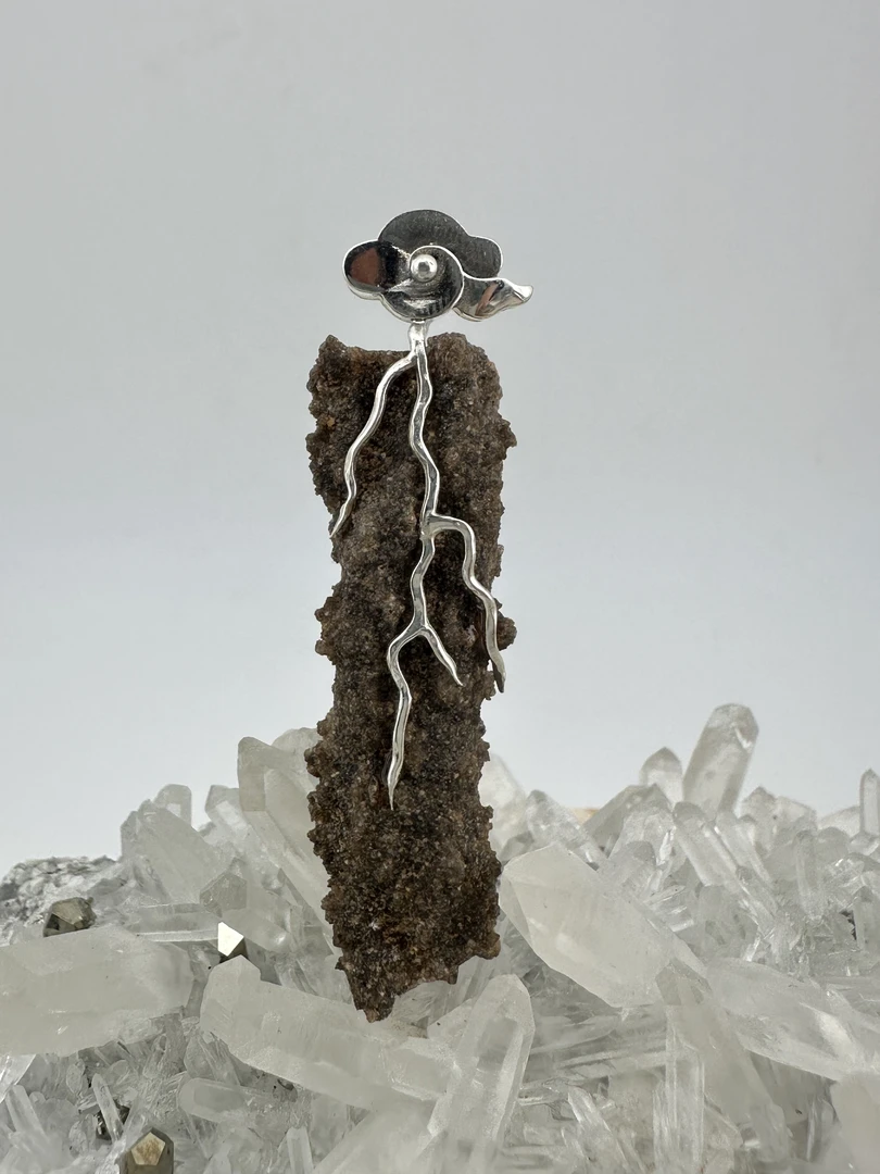 44雷击石 天地能量的结晶