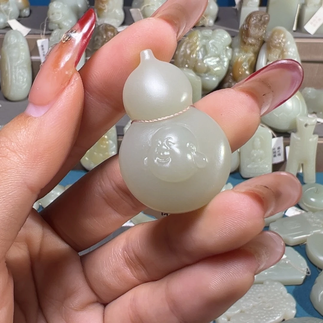 和田玉（糖玉）未镶嵌颈饰