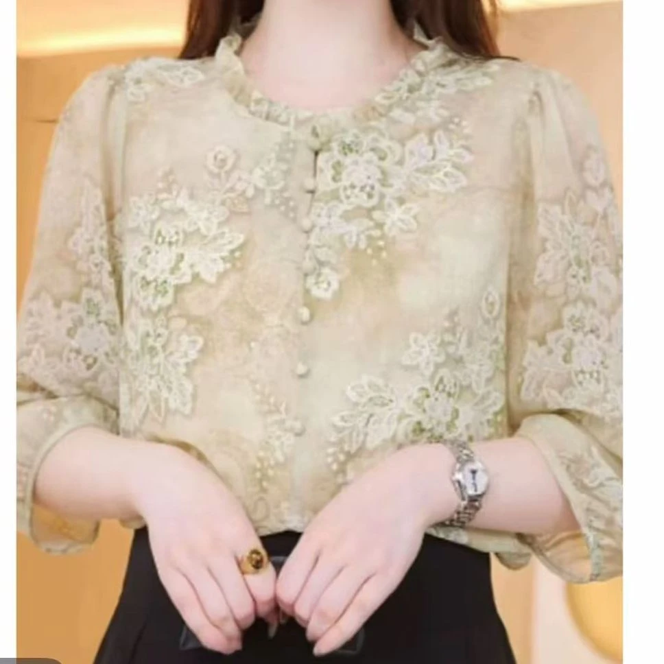 22210女士新款时尚百搭圆领印花打底衫