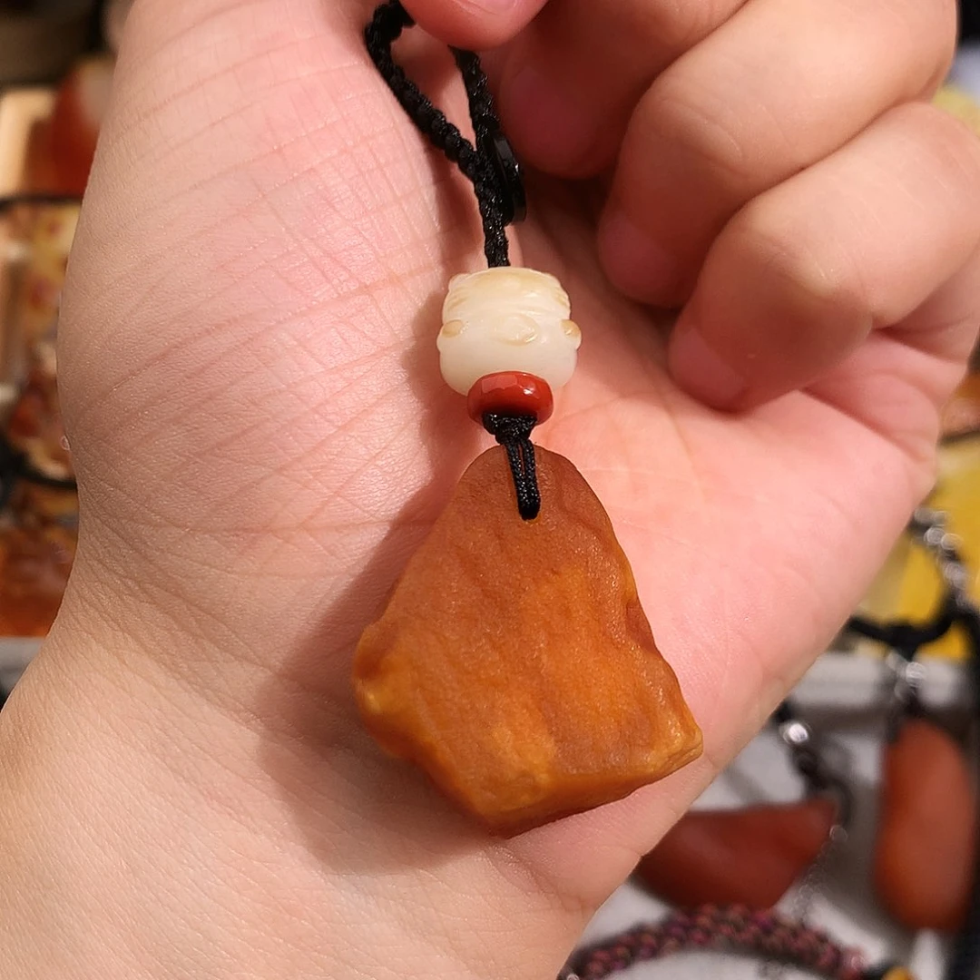 未镶嵌琥珀裸石你