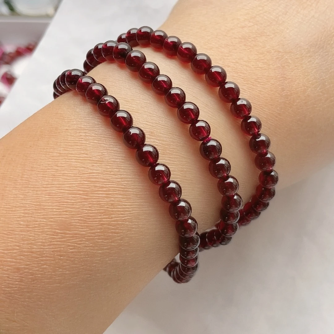 手链未镶嵌石榴石5.0福利