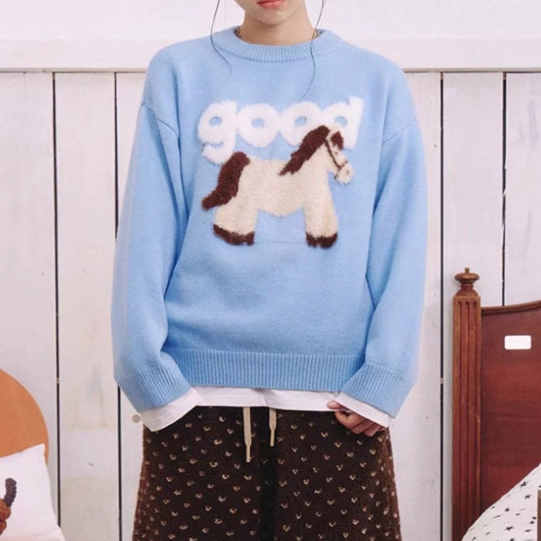 美好「蓬蓬马」白棕拼接小马套头毛衣