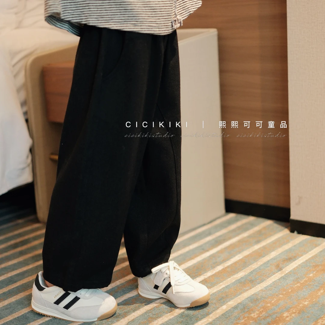 【熙熙可可】2025秋新款时尚百搭品质休闲直筒黑色裤子 KZ2588