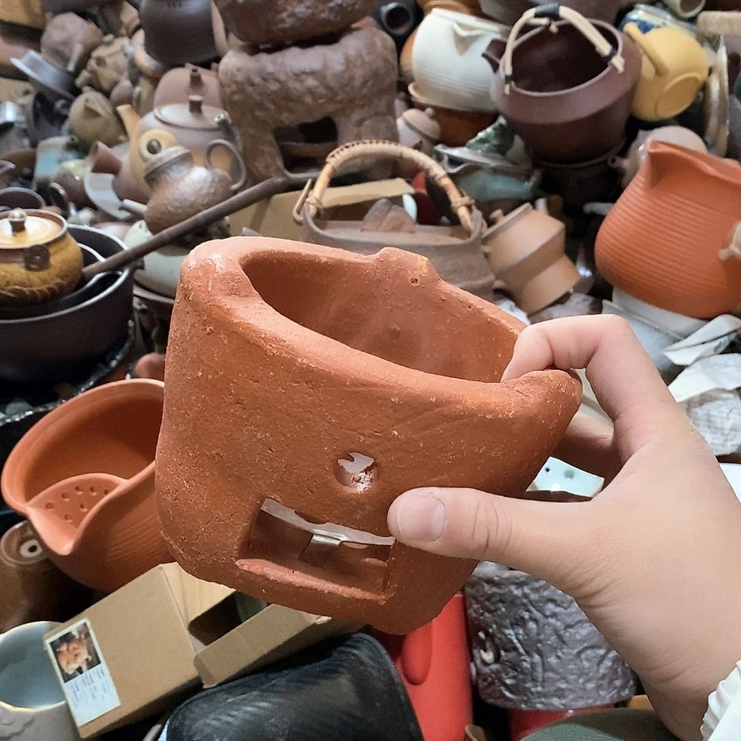 瓷片荷花绽放了我去海边看了