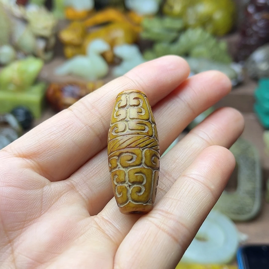 白玉菩提吊坠1。。