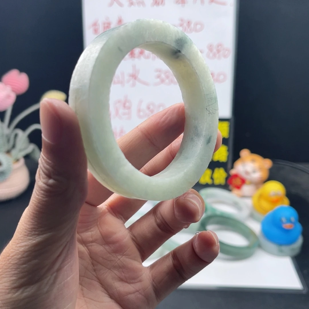 【闪购商品】定制翡翠手镯未镶嵌