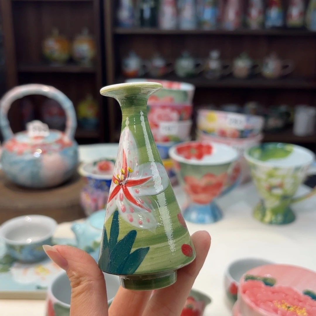 瓷片兔兔好可爱啊我