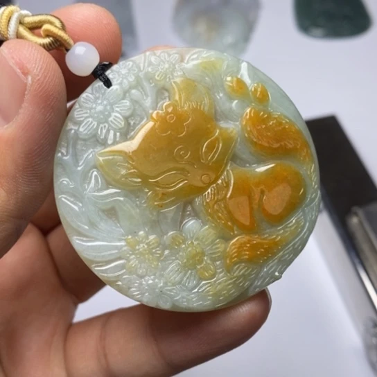 翡翠未镶嵌颈饰翡翠