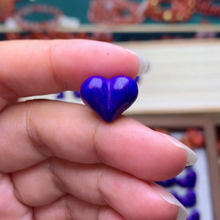 幸****南红玛瑙未镶嵌珠宝半成品53