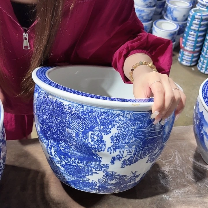 瓷片口径30厘米 高度21厘米