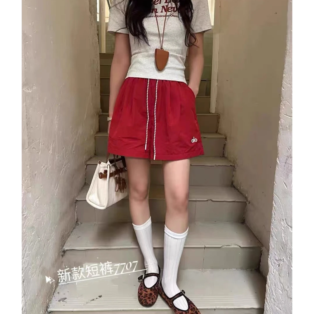 【珊珊服饰】夏季刺绣休闲速干时尚运动短裤