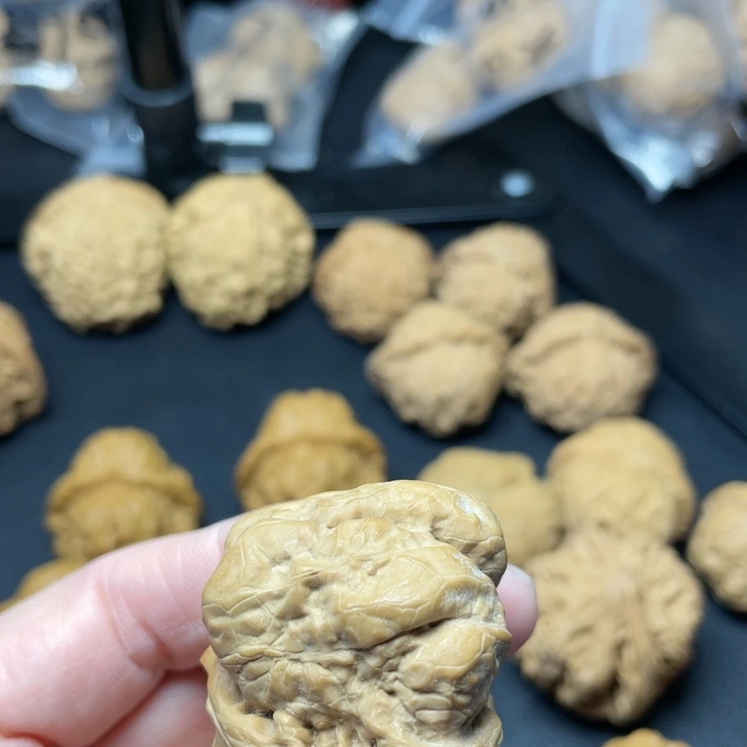 文玩核桃吊坠拥**天蛤蟆