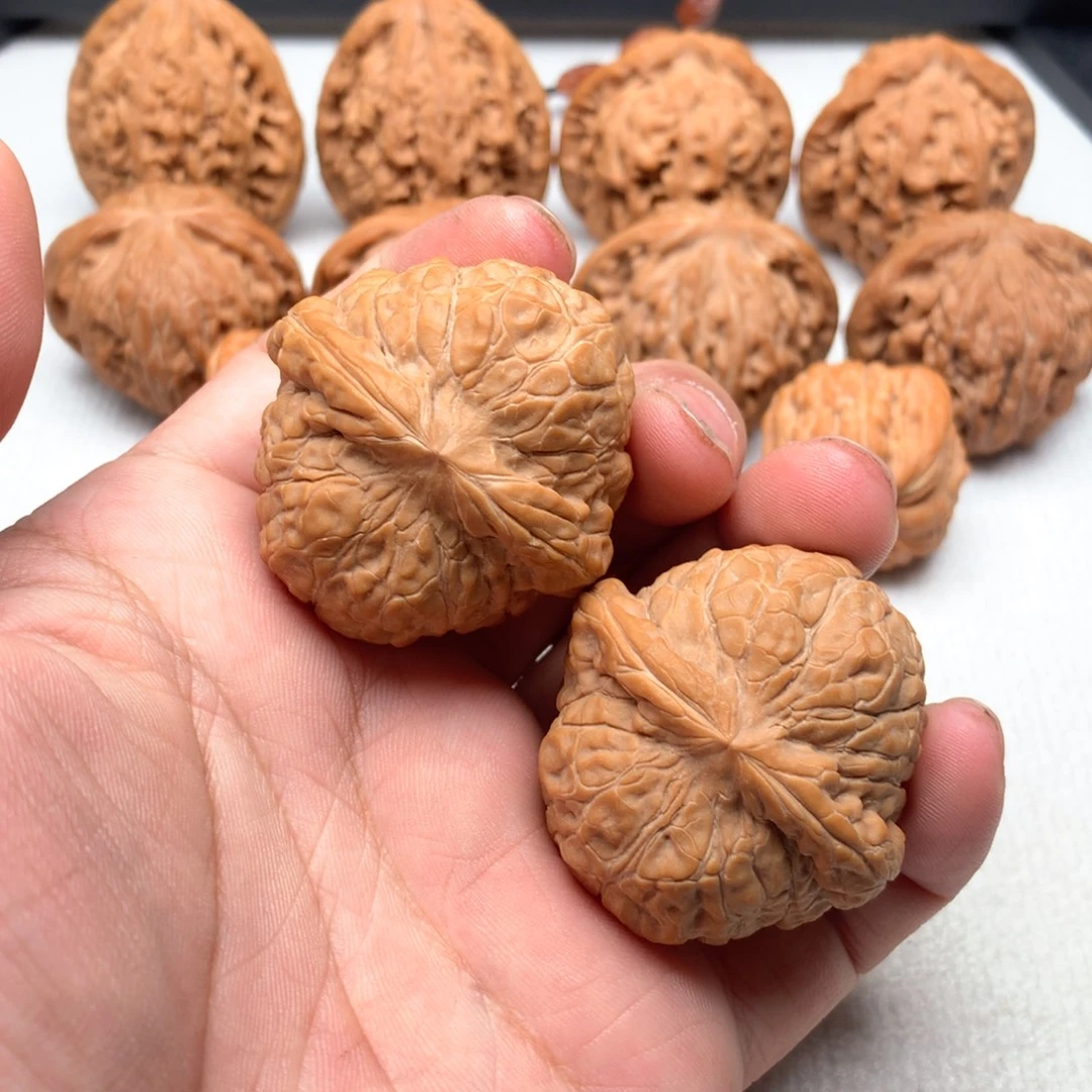 大***男桃核吊坠40尺精品南瓜