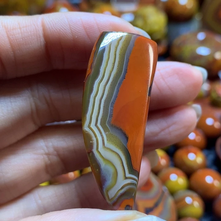 玛瑙/玉髓战国红吊坠未镶嵌