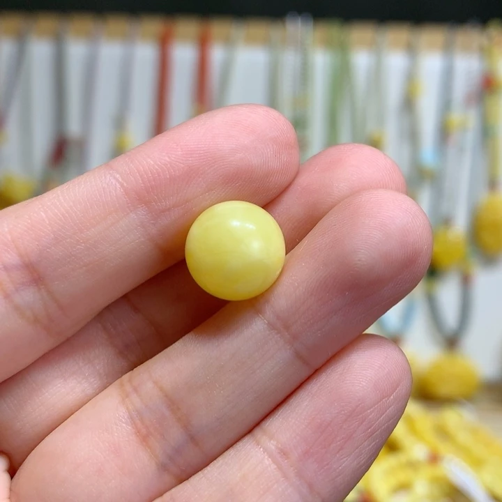 Y****裸石蜜蜡未镶嵌特价瑕疵11.7mm