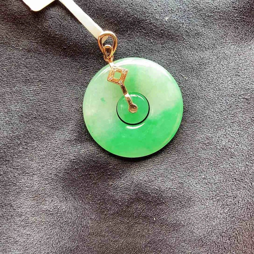 翡翠颈饰18K金镶嵌上新