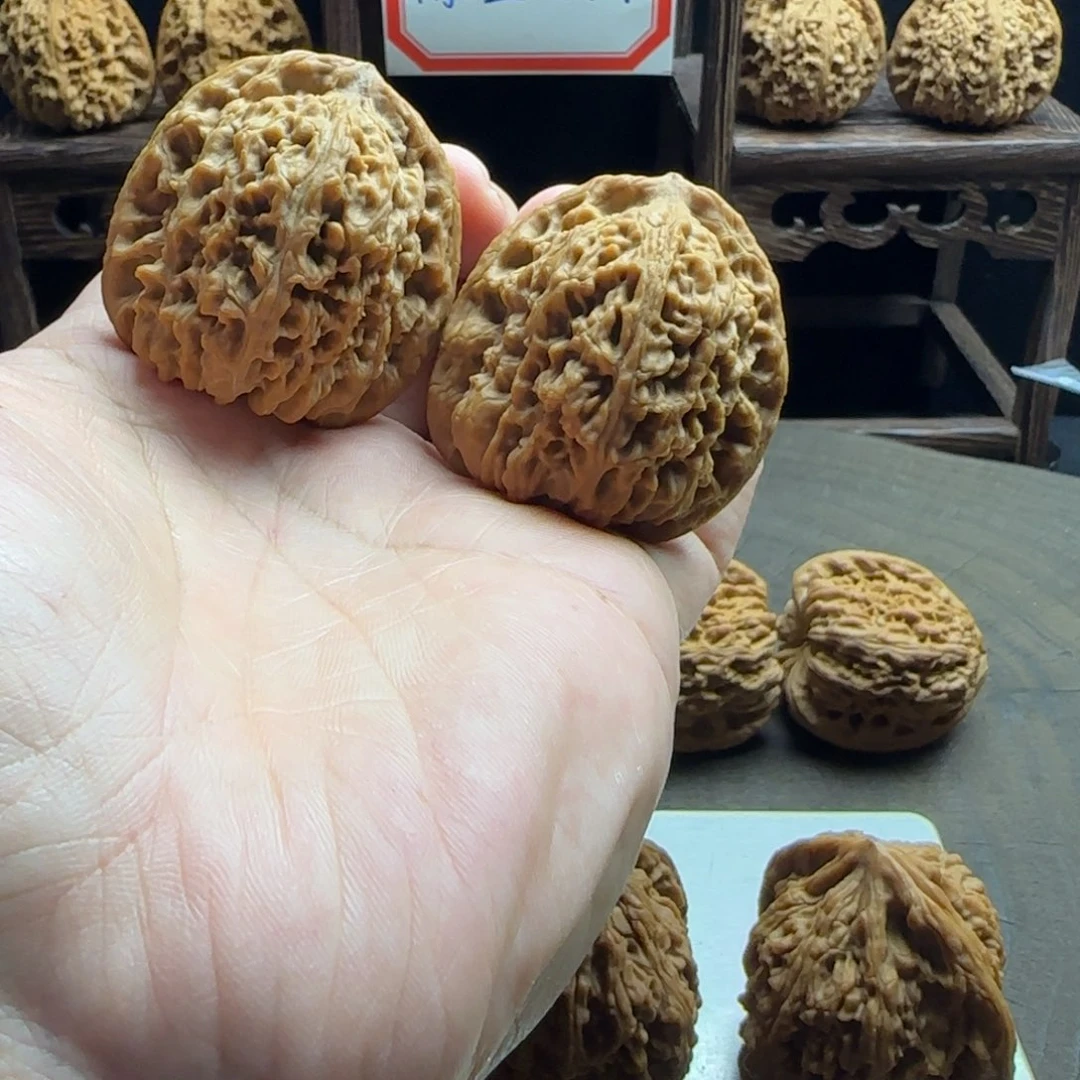 今***？吊坠文玩核桃43炮弹