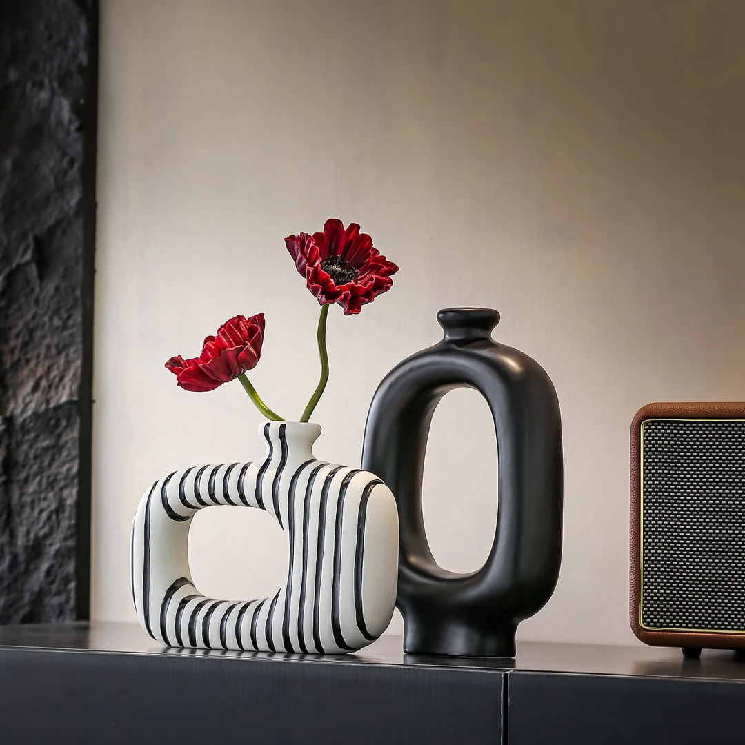 意式极简花瓶黑白高级感现代抽象艺术客厅玄关酒柜装饰摆件电视柜