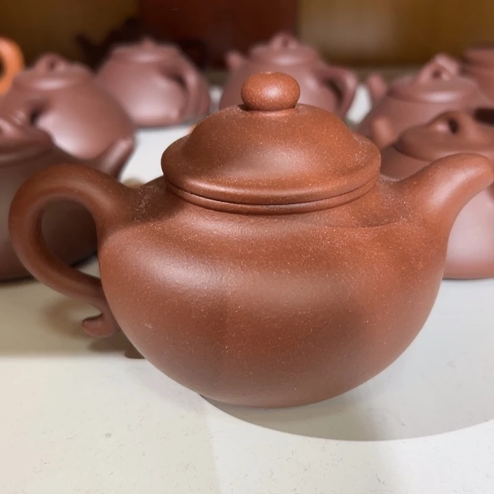 茶壶紫砂精工莲子220cc