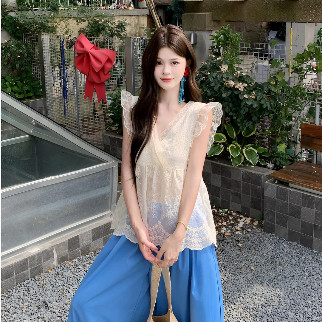 纯欲木耳边蕾丝背心酷飒宽松法式别致打底衫女内搭赵小姐蕾丝上衣