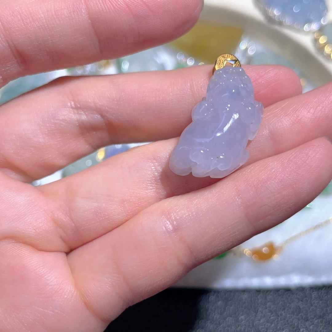 翡翠颈饰18K金镶嵌翡翠