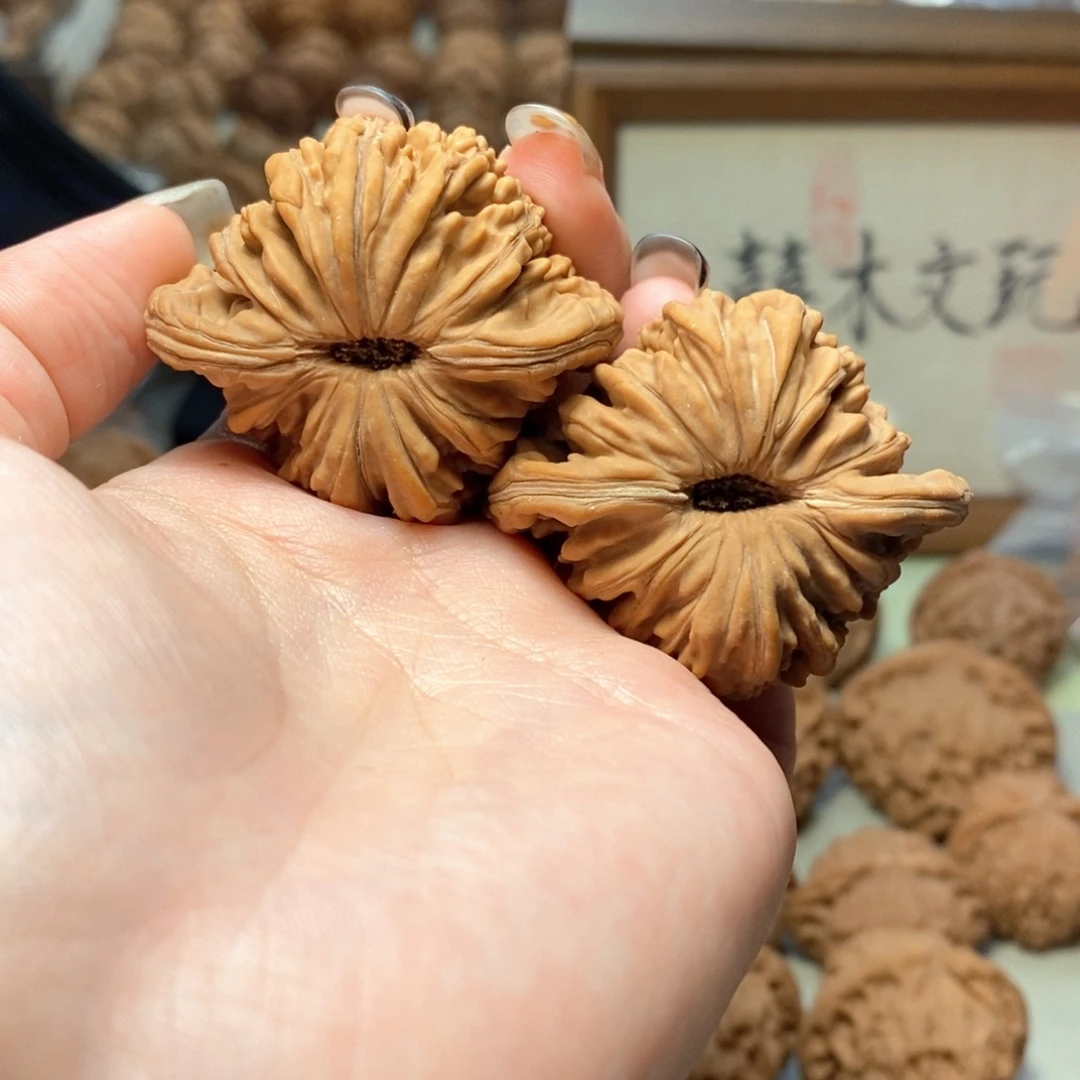 文玩核桃把件47四座楼