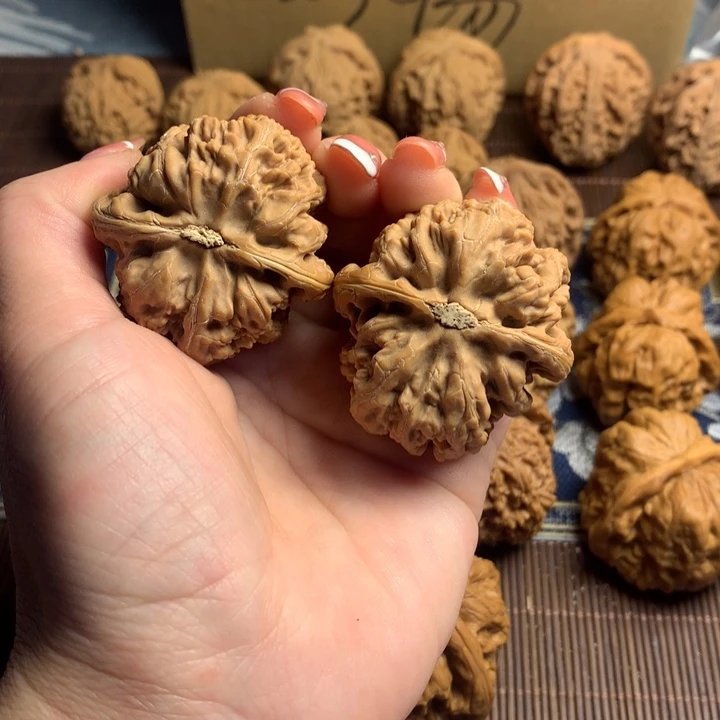 吊坠文玩核桃五***官粗筋