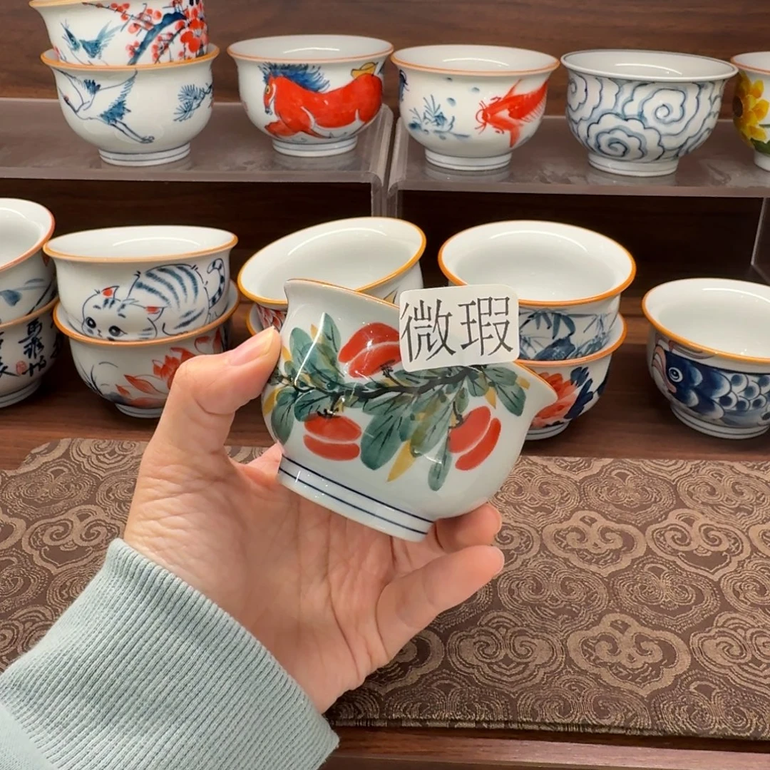 釉下手绘茶具微瑕