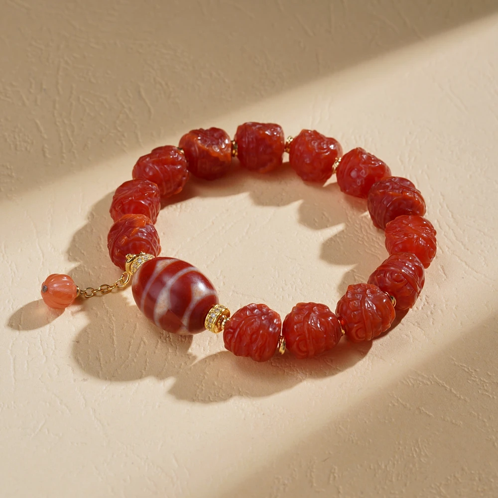 云丹拉姆丨双牙牙大黑天雕刻天珠手串多样性发其一约15*20~11*11