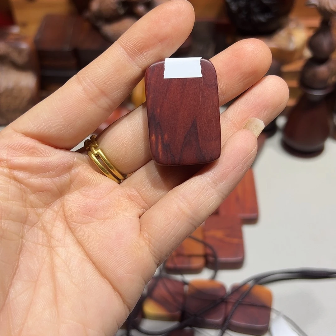 耀***胧枣木直播间默认截图