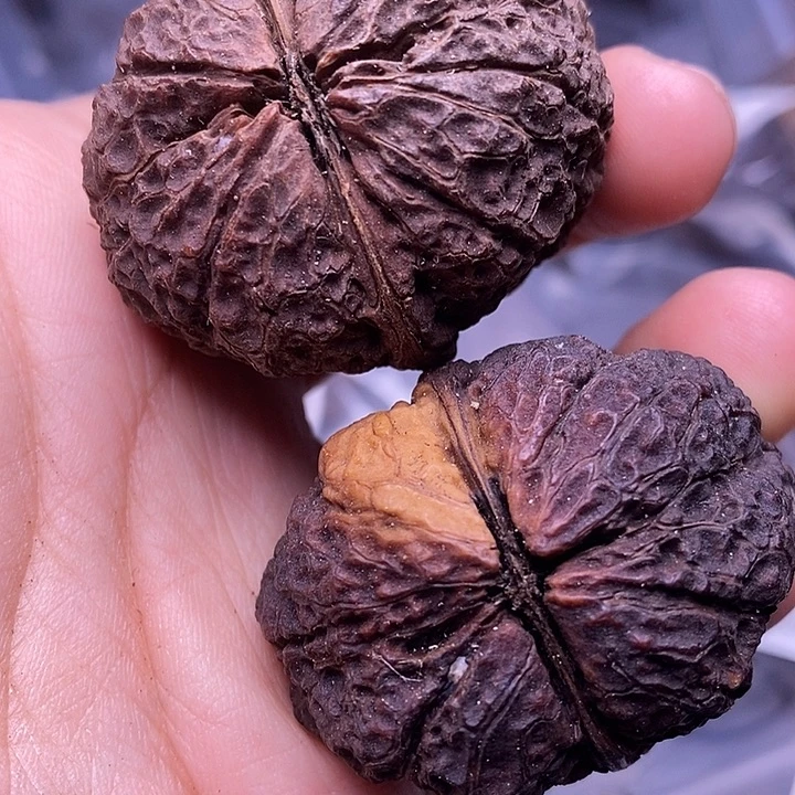 文玩核桃把件   60