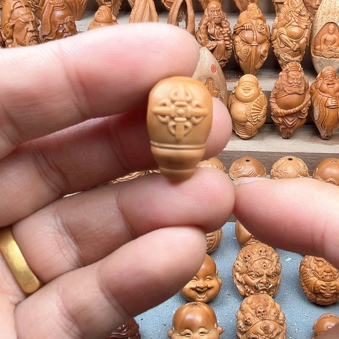 橄榄核吊坠13.5尺寸的