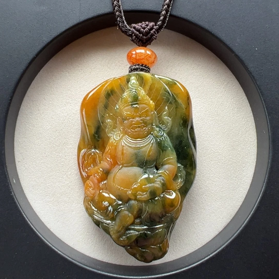翡翠未镶嵌颈饰黄财神