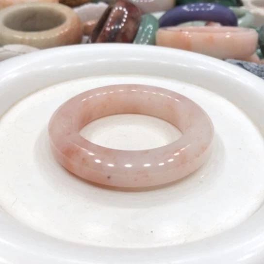 未镶嵌石英质玉珠宝半成品10