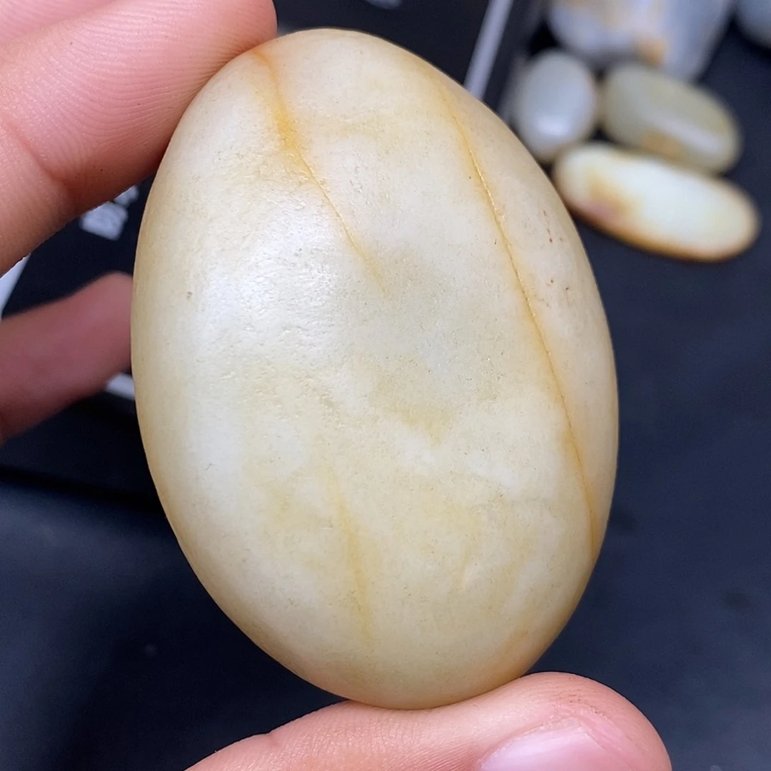 和田玉（糖玉）未镶嵌挂件